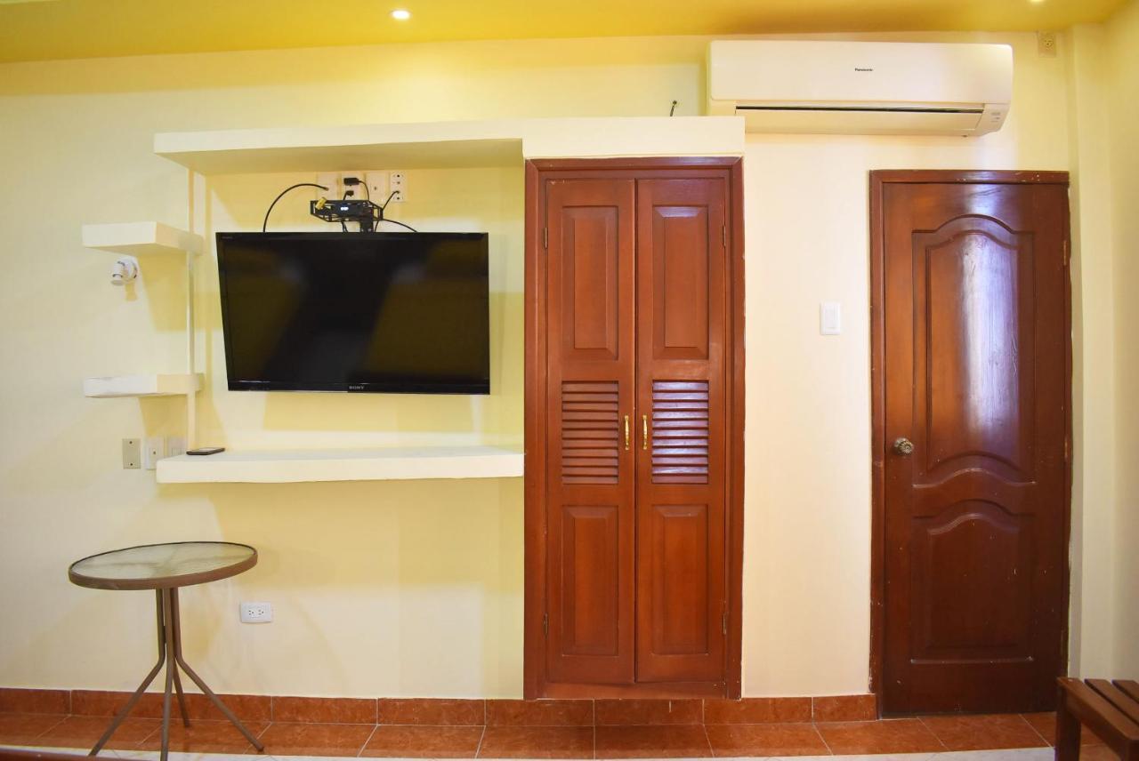 Hostal Galapagos - Guayaquil Extérieur photo