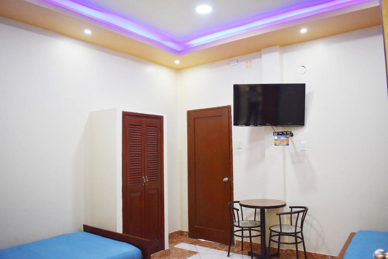 Hostal Galapagos - Guayaquil Extérieur photo