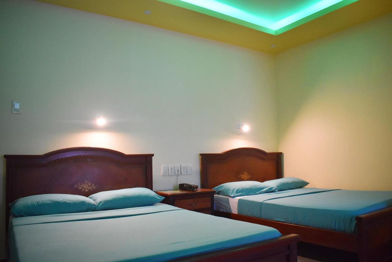 Hostal Galapagos - Guayaquil Extérieur photo